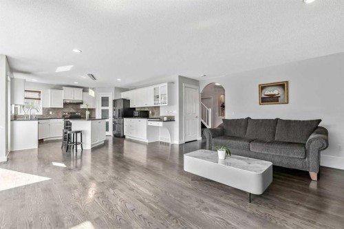 123 Cranwell Close Se, Calgary, AB - Indoor Photo Showing Living Room