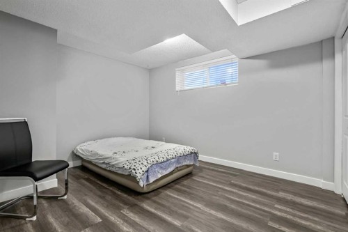 123 Cranwell Close Se, Calgary, AB - Indoor Photo Showing Bedroom