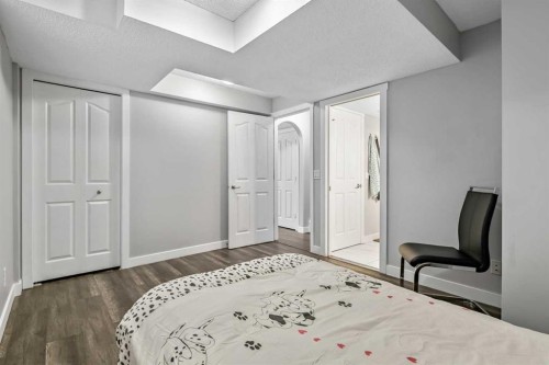 123 Cranwell Close Se, Calgary, AB - Indoor Photo Showing Bedroom