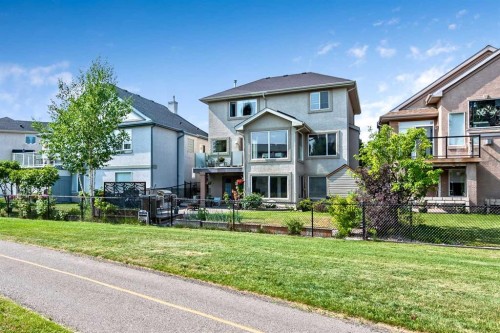 123 Cranwell Close Se, Calgary, AB - Outdoor
