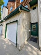 122 Bridlewood Lane SW Calgary, AB T2Y 3X8