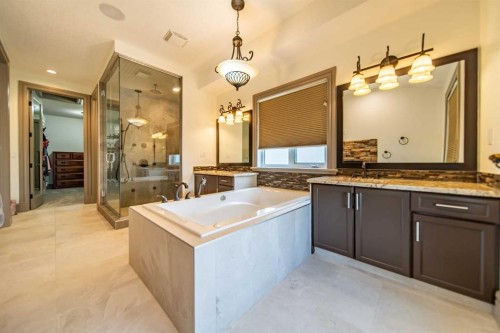 1109 Coopers Drive Sw, Airdrie, AB - Indoor Photo Showing Bathroom