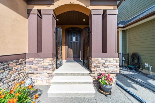 1109 Coopers Drive Sw, Airdrie, AB - Outdoor With Exterior
