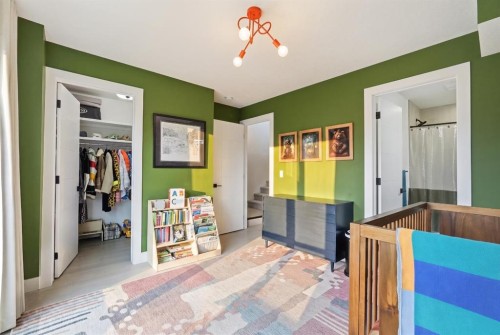 422 6A Street Ne, Calgary, AB -  Photo Showing Other Room