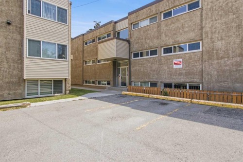 205-8231 Elbow, Calgary, AB - Outdoor