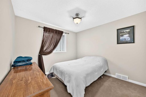 212 Aspenmere Close, Chestermere, AB 