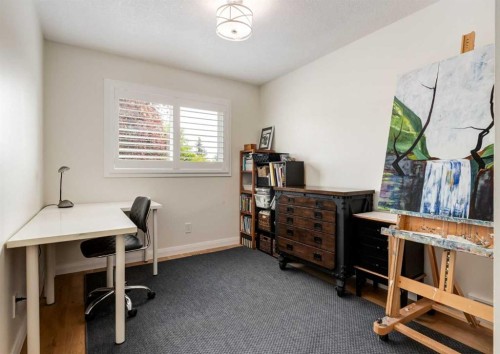 6 Vandoos Villas Nw, Calgary, AB - Indoor Photo Showing Office