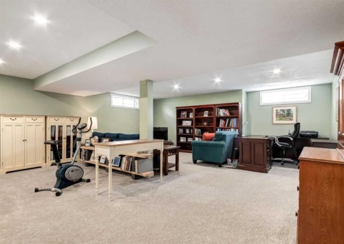 6 Vandoos Villas Nw, Calgary, AB - Indoor