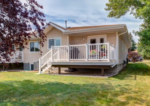 6 Vandoos Villas Nw, Calgary, AB - Outdoor With Deck Patio Veranda