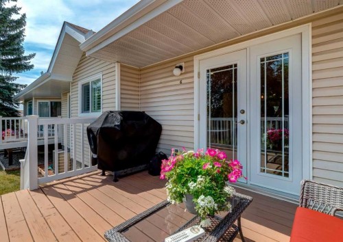 6 Vandoos Villas Nw, Calgary, AB - Outdoor With Deck Patio Veranda With Exterior