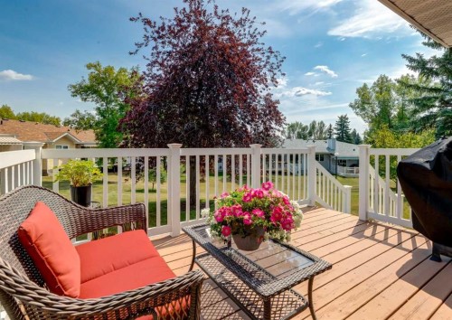 6 Vandoos Villas Nw, Calgary, AB - Outdoor With Deck Patio Veranda