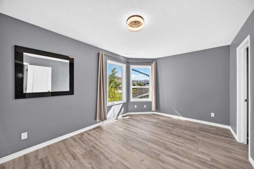 65 Tuscarora Place Nw, Calgary, AB - Indoor Photo Showing Other Room