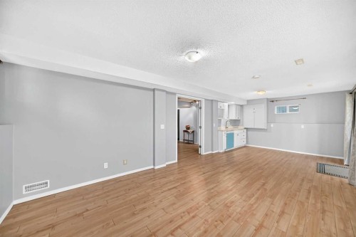 65 Tuscarora Place Nw, Calgary, AB - Indoor Photo Showing Other Room