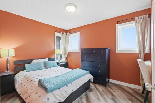 173 Tuscany Ridge View Nw, Calgary, AB - Indoor Photo Showing Bedroom