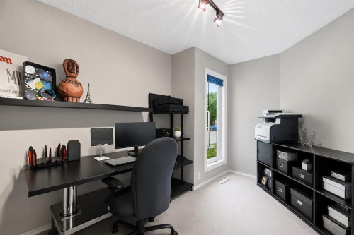173 Tuscany Ridge View Nw, Calgary, AB - Indoor Photo Showing Office