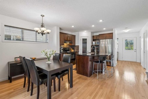 16 Cranberry Green Se, Calgary, AB - Indoor Photo Showing Dining Room