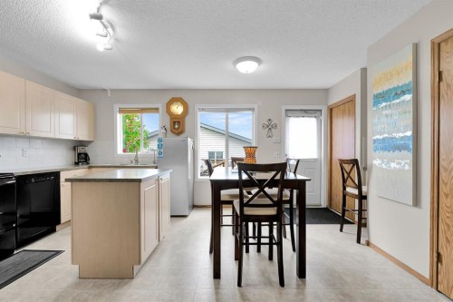 238 Covepark Way Ne, Calgary, AB - Indoor