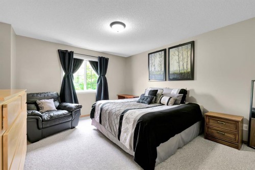 238 Covepark Way Ne, Calgary, AB - Indoor Photo Showing Bedroom