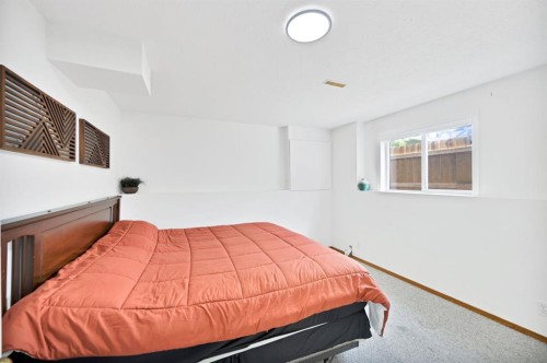38 Balsam Crescent, Olds, AB - Indoor Photo Showing Bedroom