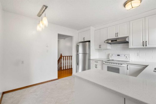 6008 Dalgetty Drive Nw, Calgary, AB - Indoor Photo Showing Kitchen