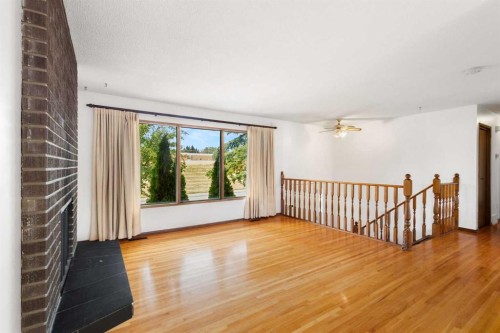 6008 Dalgetty Drive Nw, Calgary, AB - Indoor