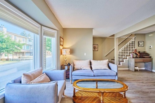 193 Patina Park Sw, Calgary, AB - Indoor Photo Showing Living Room
