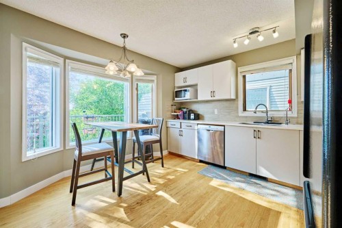 193 Patina Park Sw, Calgary, AB - Indoor