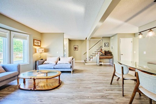 193 Patina Park Sw, Calgary, AB - Indoor Photo Showing Living Room