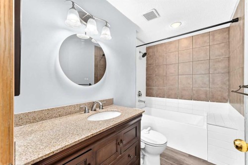 87 Tarington Road Ne, Calgary, AB - Indoor Photo Showing Bathroom