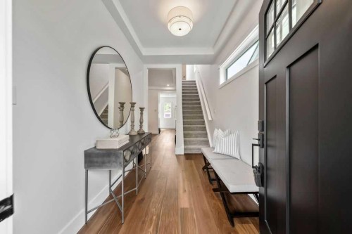 45 25 Avenue Sw, Calgary, AB - Indoor Photo Showing Other Room