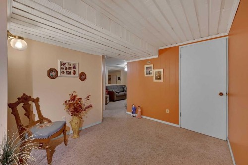 435 88 Avenue Se, Calgary, AB - Indoor