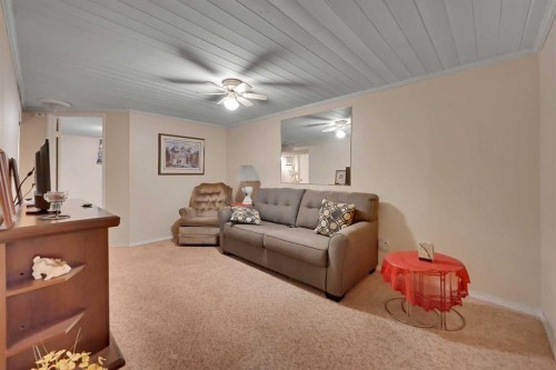 435 88 Avenue Se, Calgary, AB - Indoor