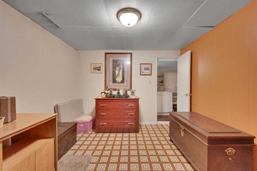 435 88 Avenue Se, Calgary, AB - Indoor