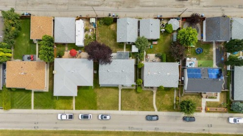 435 88 Avenue Se, Calgary, AB - Outdoor With View