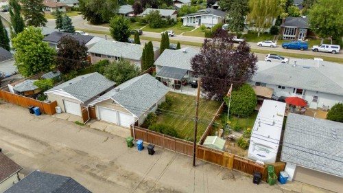 435 88 Avenue Se, Calgary, AB - Outdoor