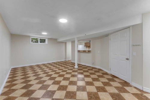 112 Penmeadows Close Se, Calgary, AB - Indoor