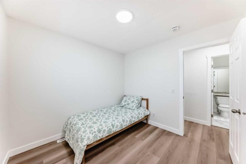 170 Country Hills Heights, Calgary, AB - Indoor Photo Showing Bedroom