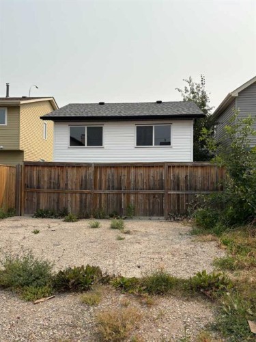 363 Falton Drive Ne, Calgary, AB - Outdoor