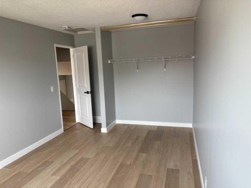 363 Falton Drive Ne, Calgary, AB - Indoor