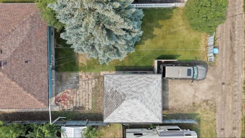 708 55 Avenue Sw, Calgary, AB - Outdoor