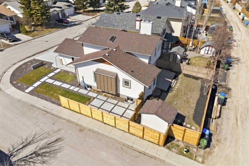 42 Sunvista Crescent Se, Calgary, AB - Outdoor