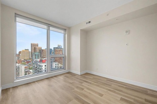 1900-817 15 Avenue Sw, Calgary, AB - Indoor Photo Showing Other Room