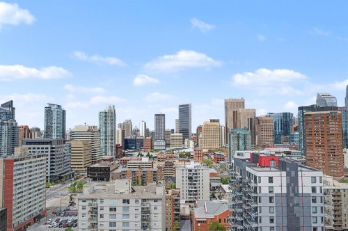 1900-817 15 Avenue Sw, Calgary, AB - Outdoor With View