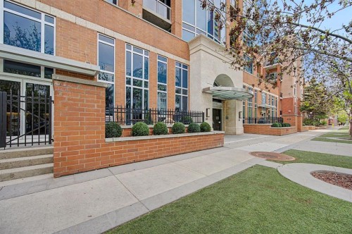 1900-817 15 Avenue Sw, Calgary, AB - Outdoor