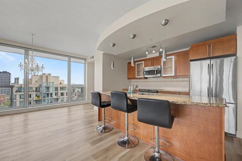 1900-817 15 Avenue Sw, Calgary, AB - Indoor Photo Showing Other Room