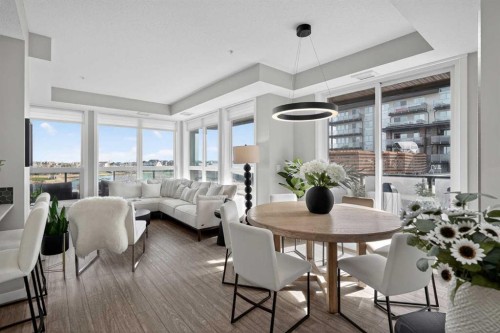302-2231 Mahogany Boulevard Se, Calgary, AB - Indoor Photo Showing Dining Room