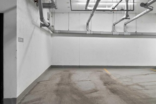 302-2231 Mahogany Boulevard Se, Calgary, AB - Indoor Photo Showing Other Room