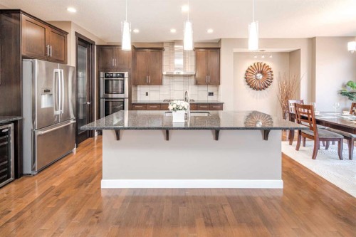 10 Aspenshire Place Sw, Calgary, AB - Indoor Photo Showing Kitchen With Stainless Steel Kitchen With Upgraded Kitchen