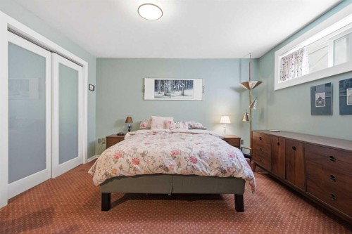 1909 21 Avenue Sw, Calgary, AB - Indoor Photo Showing Bedroom