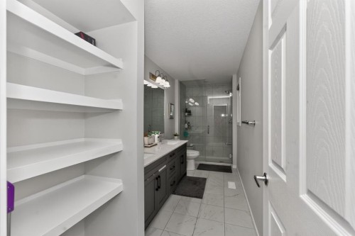 19 Cityline Heath Ne, Calgary, AB - Indoor
